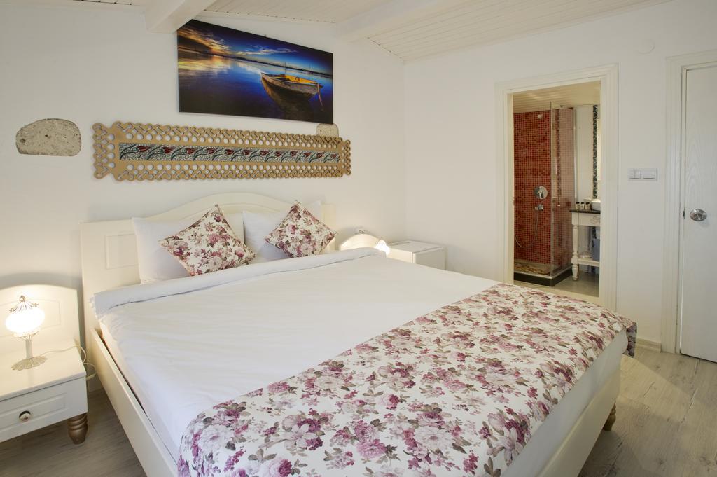 Lodos Butik Hotel Алакати Екстериор снимка