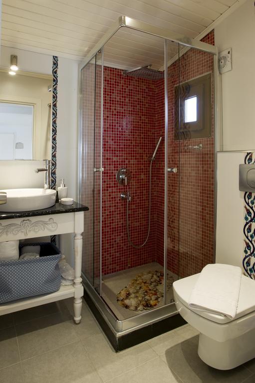 Lodos Butik Hotel Алакати Стая снимка